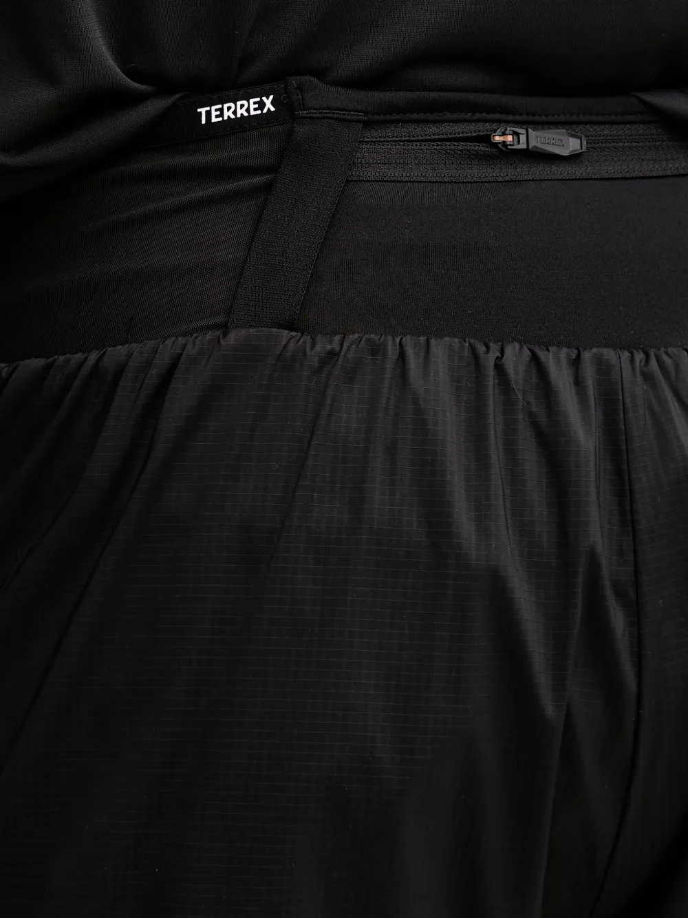 adidas Terrex layered shorts Zwart