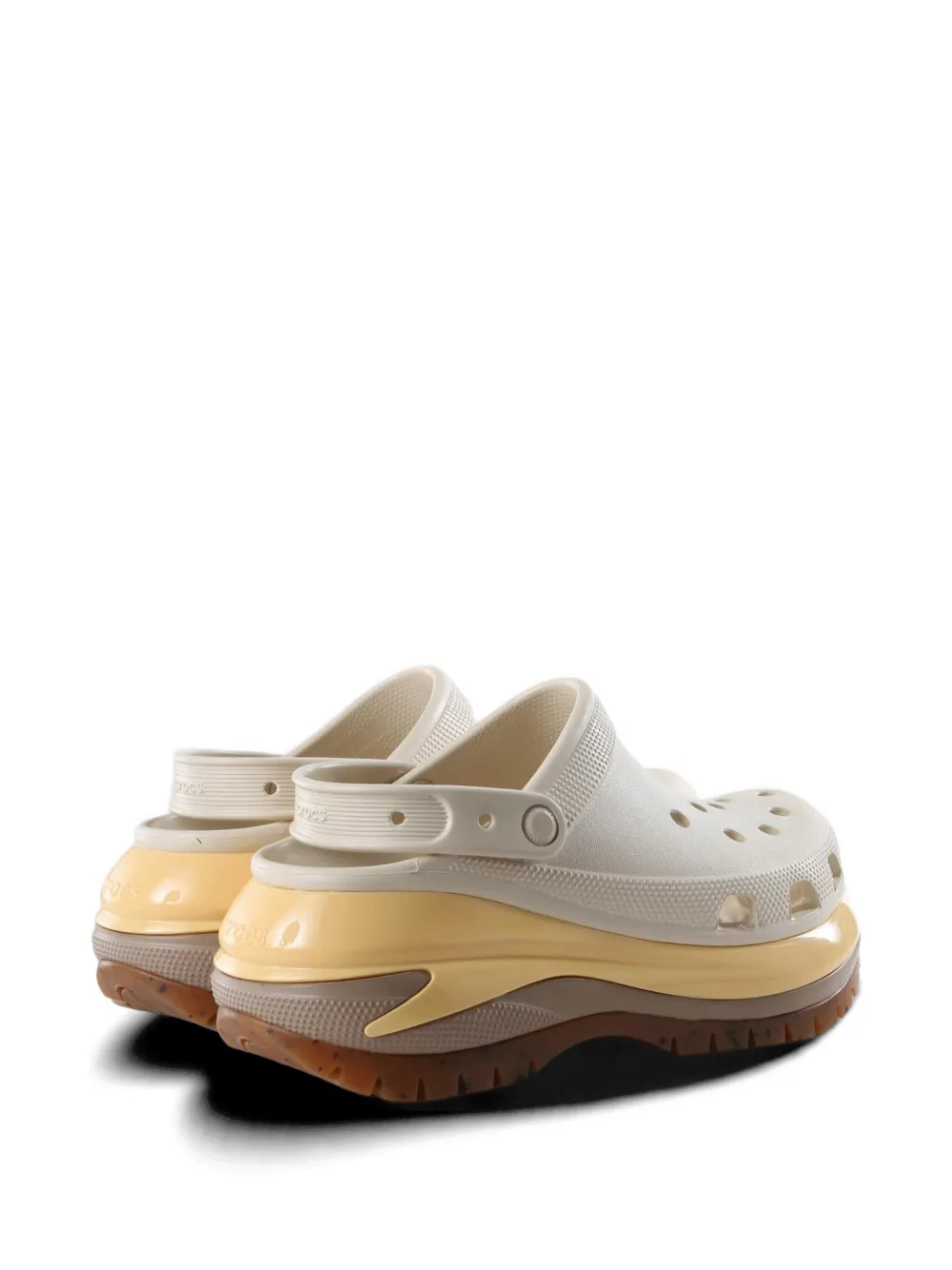 Crocs Mega Crush geperforeerde muiltjes Beige