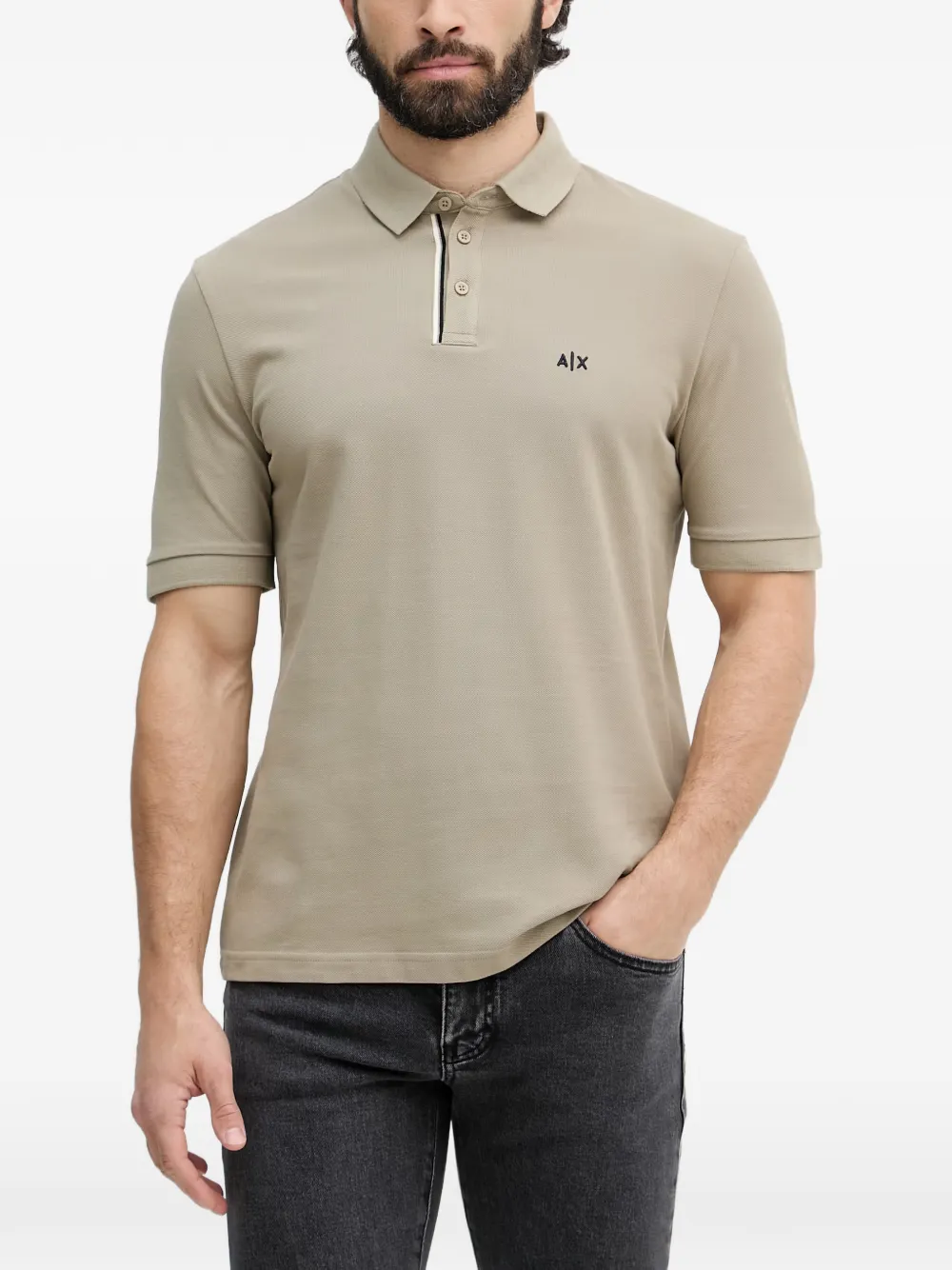 Armani Exchange 로고 자수 폴로 셔츠 | 뉴트럴 | Image 1