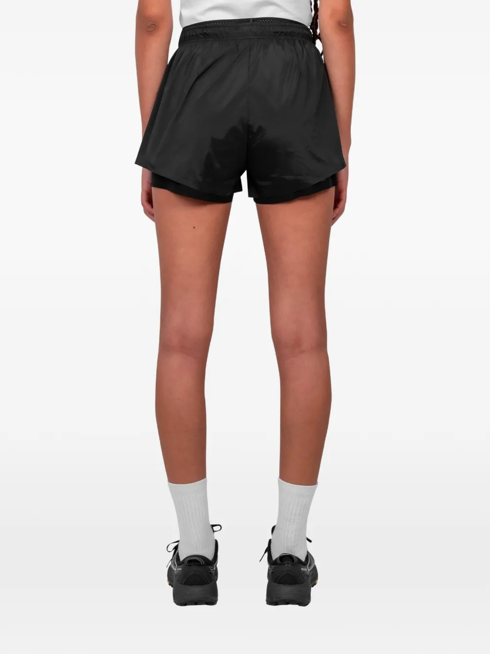  Satisfy Bermudas Con Diseño A Capas - Negro 