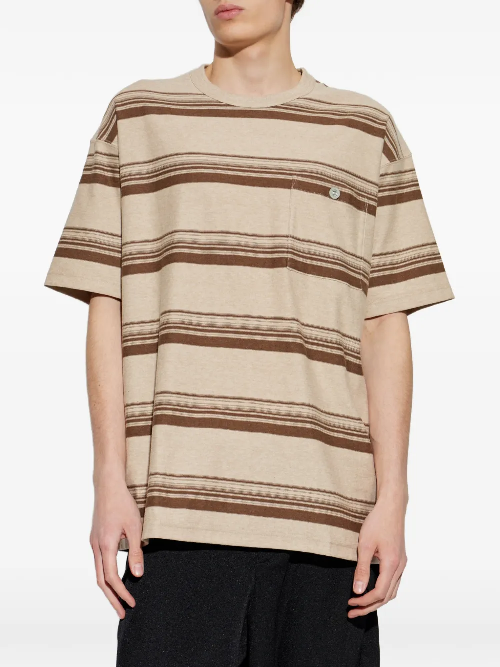 Comme des Garçons Homme T-shirt met borstzak Beige