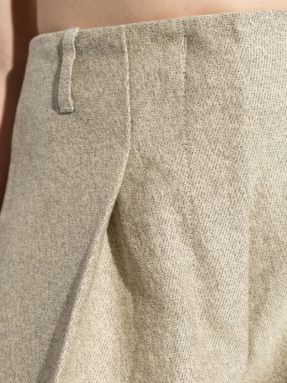 Jacquemus The Ovalo gewelfde broek Beige
