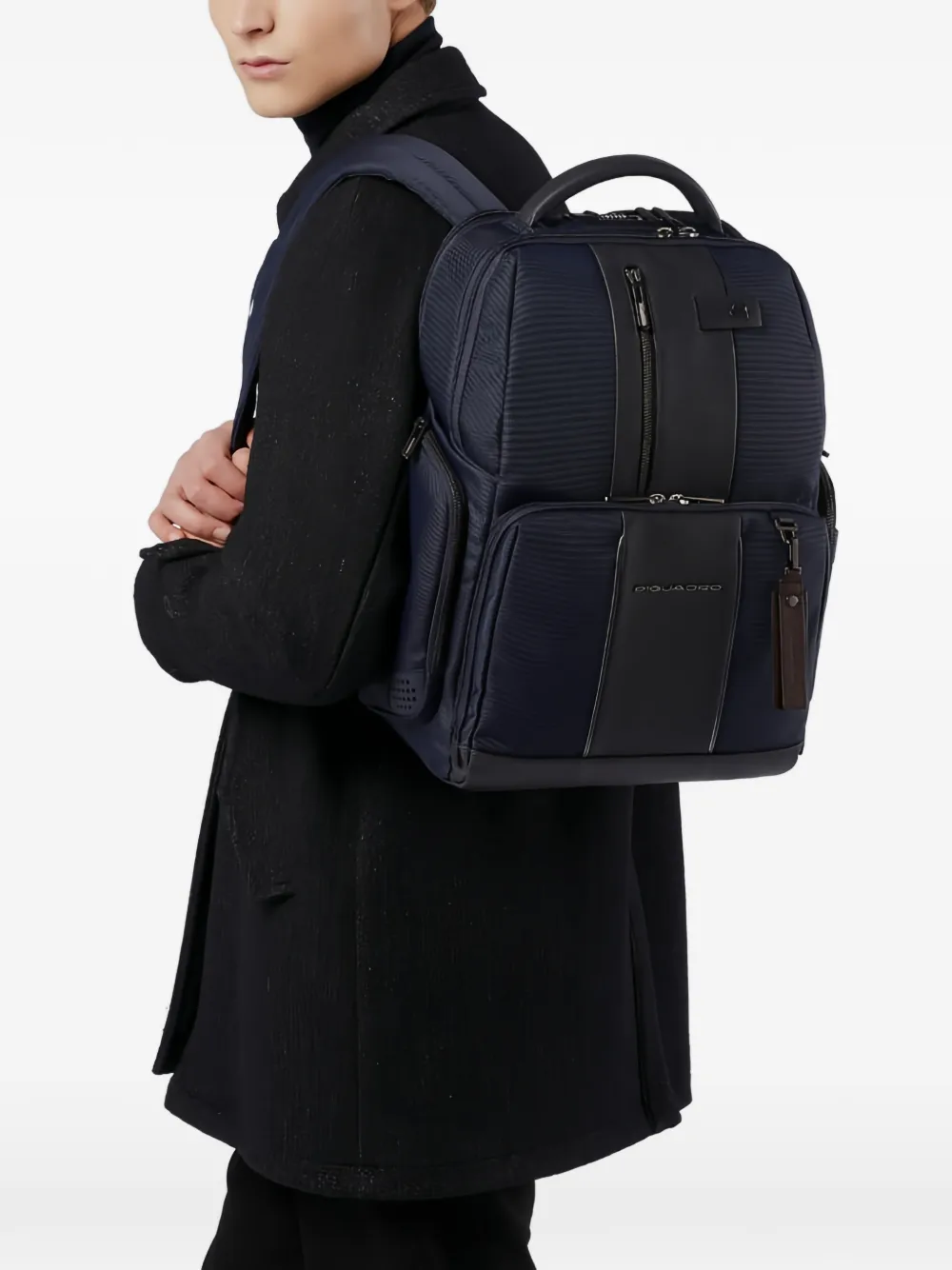 PIQUADRO mesh-texture backpack - Schwarz
