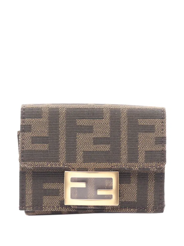 Fendi Pre-owned 2010-2026 Zucca Baguette Trifold Wallet Small Wallets in Brown
