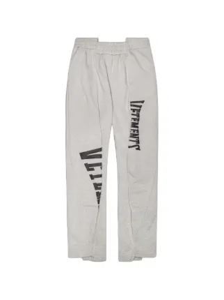 VETEMENTS