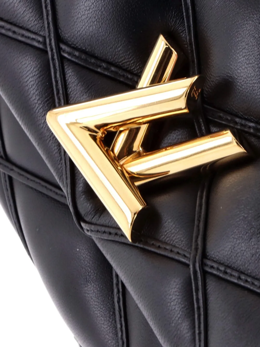 Louis Vuitton Pre-owned Pico GO-14 Handbag Malletage Leather MM Shoulder Bag in Black, view 5