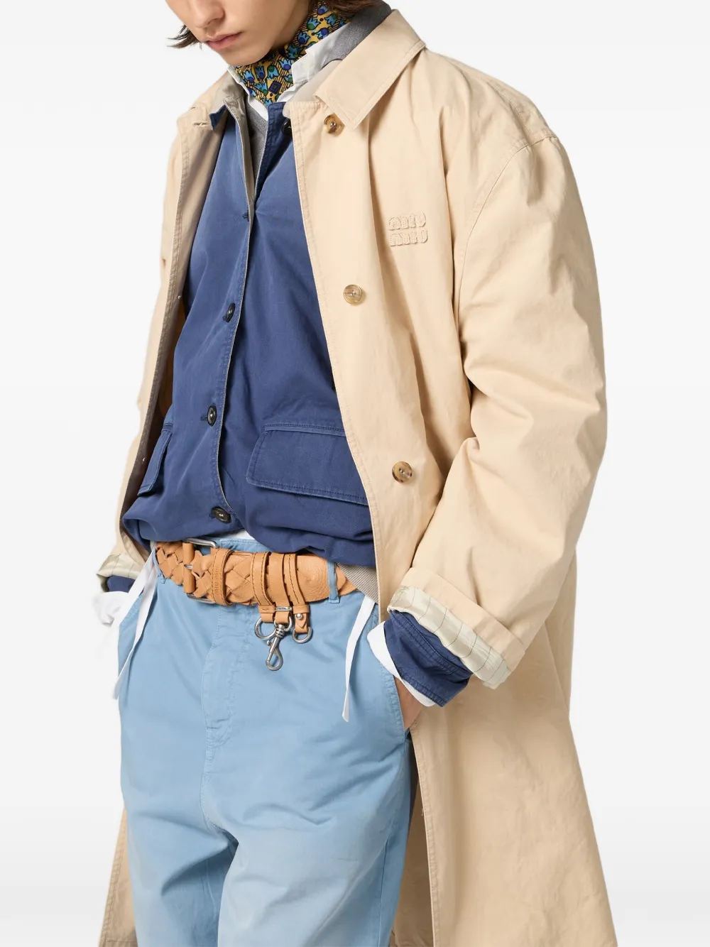 Miu Gabardine trenchcoat met enkele rij knopen Beige