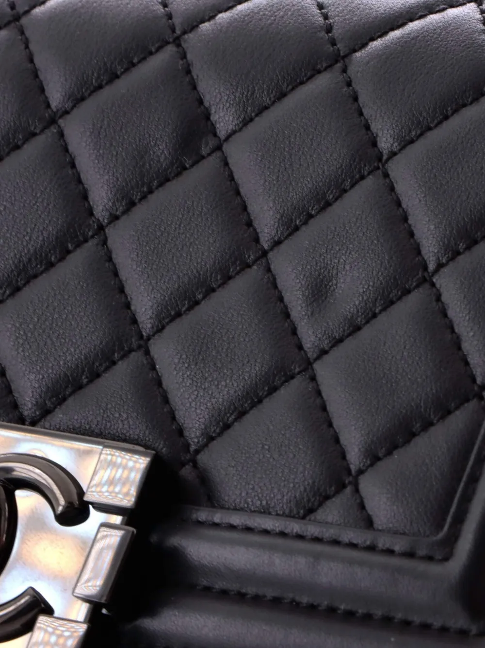 CHANEL Pre-Owned ソーブラック ボーイ フラップ マトラッセ