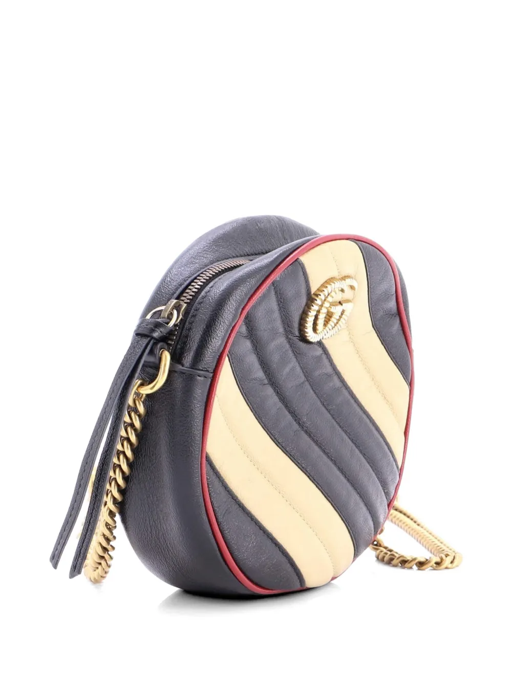 Gucci Pre-owned GG Marmont Round Shoulder Bag Diagonal Quilted Leather Mini Crossbody Bag in Black, view 3