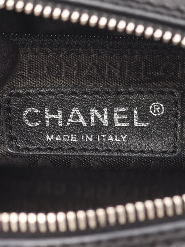 シャネル　アルティメットソフトフレーム　ハンドバッグ　ラムスキン　2912 CHANEL Pre-Owned 2005-2006 ラムスキン アルティメット ソフト