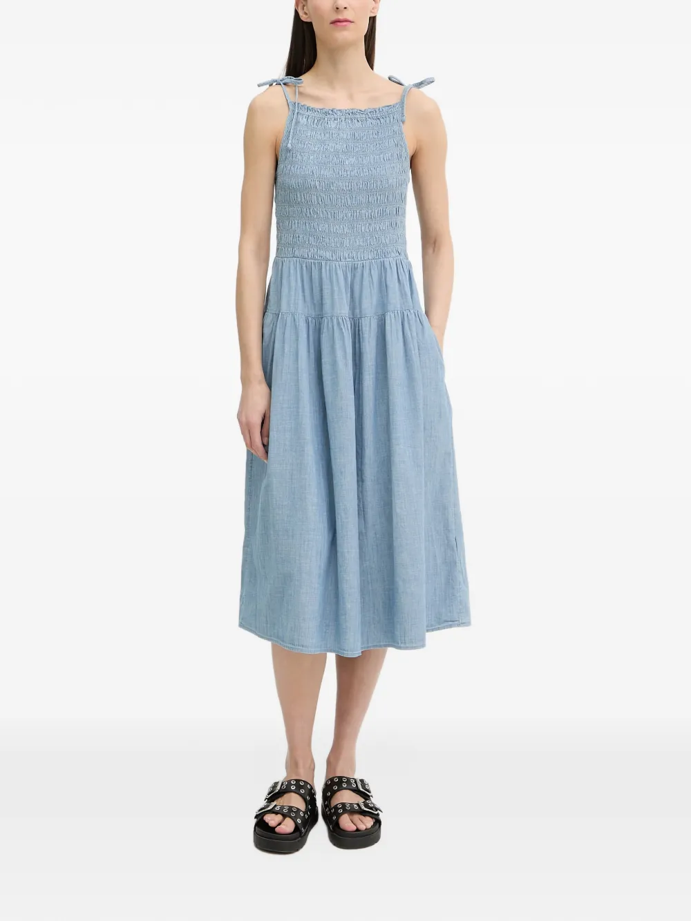 Levi's Monaco smocked tie-strap midi dress - Blau