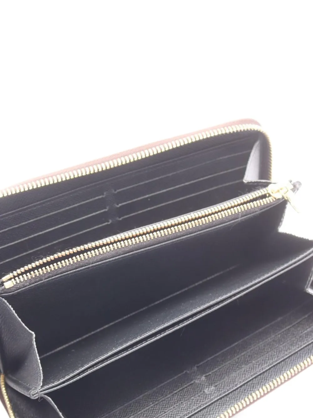 Louis Vuitton Pre-owned 2021 Giant Monogram Wallet in Brown, view 3