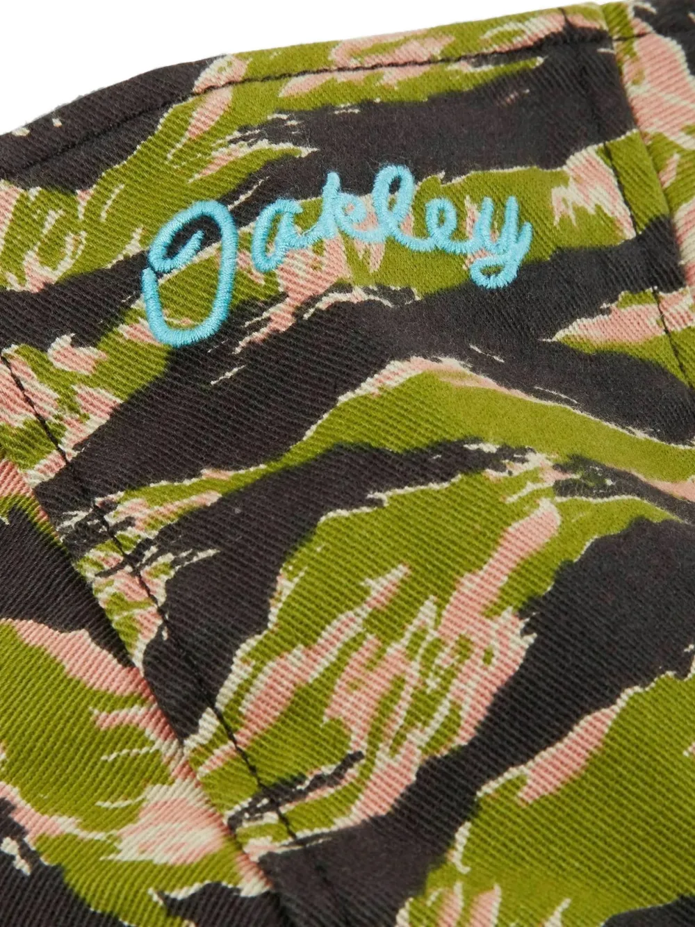 Oakley TNP jack met camouflageprint Groen