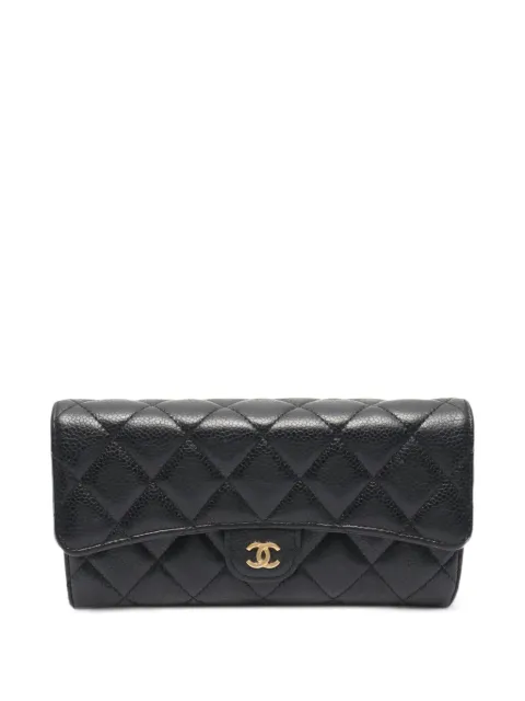 CHANEL Pre-Owned 2019 matelassé long wallet