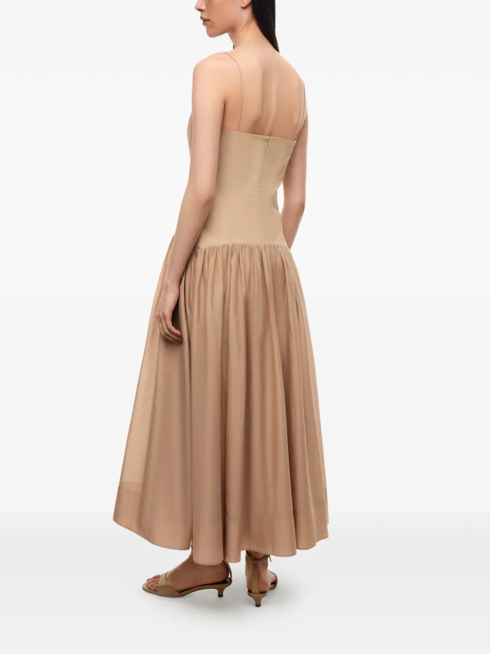 12 STOREEZ Provence jurk met spaghettibandjes Beige