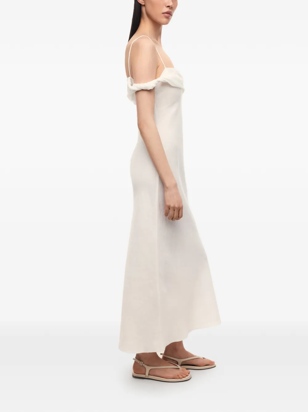 12 STOREEZ Toscana off-shoulder jurk Wit
