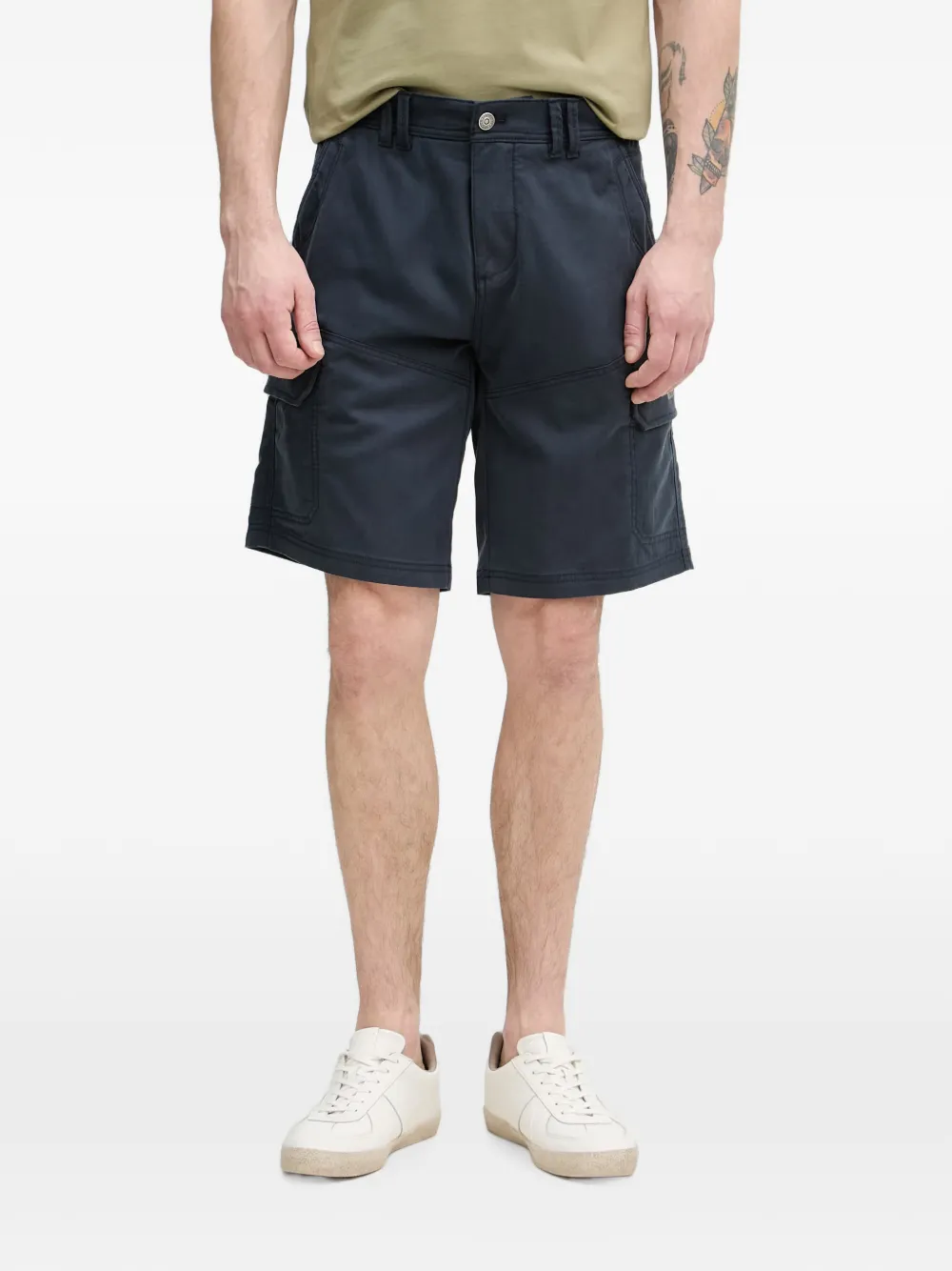 Aeronautica Militare logo-patch cargo shorts - Blu