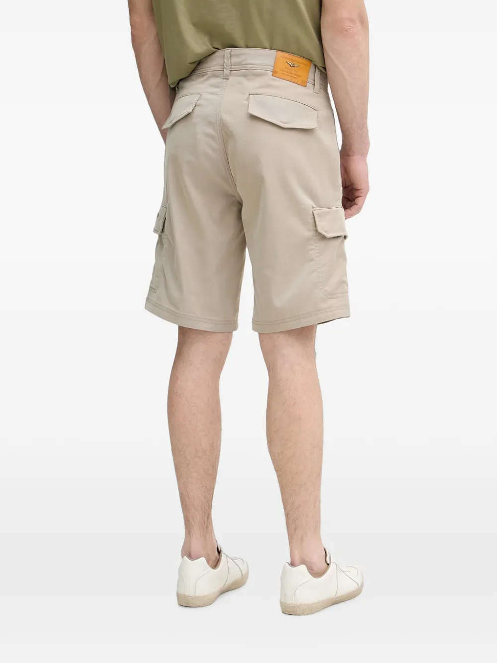 Aeronautica Militare Cargo shorts Beige
