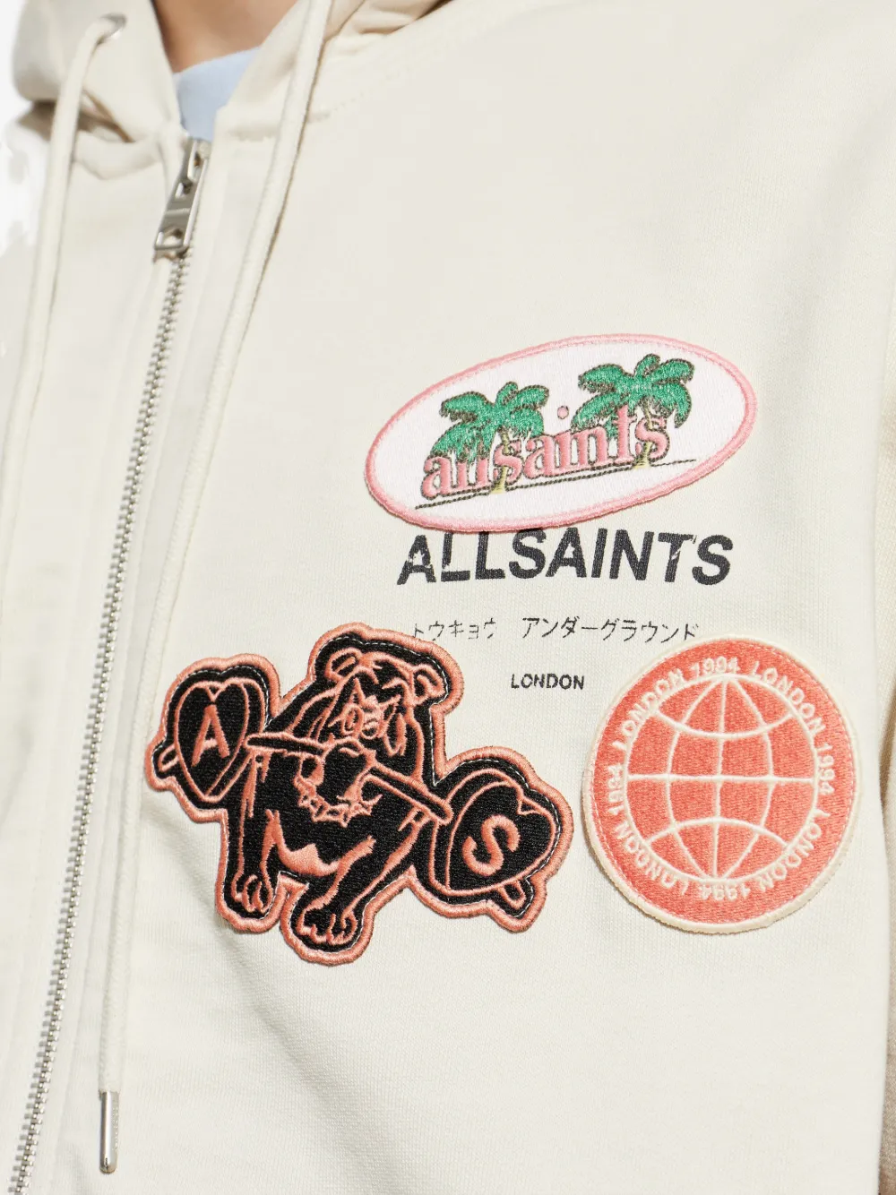 AllSaints Patcher hoodie verfraaid met patch en rits Beige