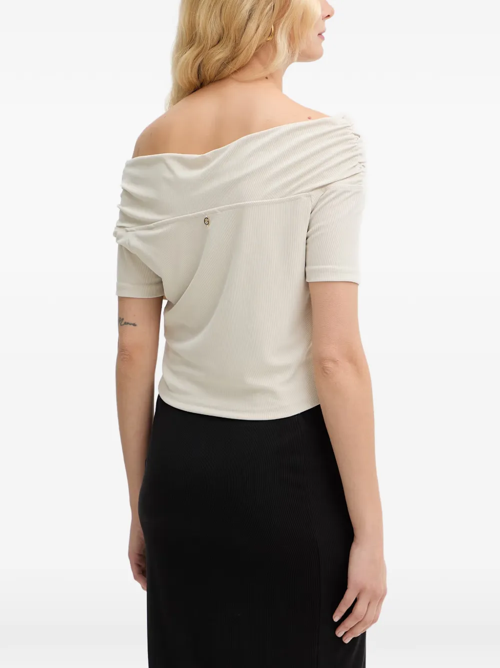 GUESS USA Off-shoulder blouse met hardware detail Beige