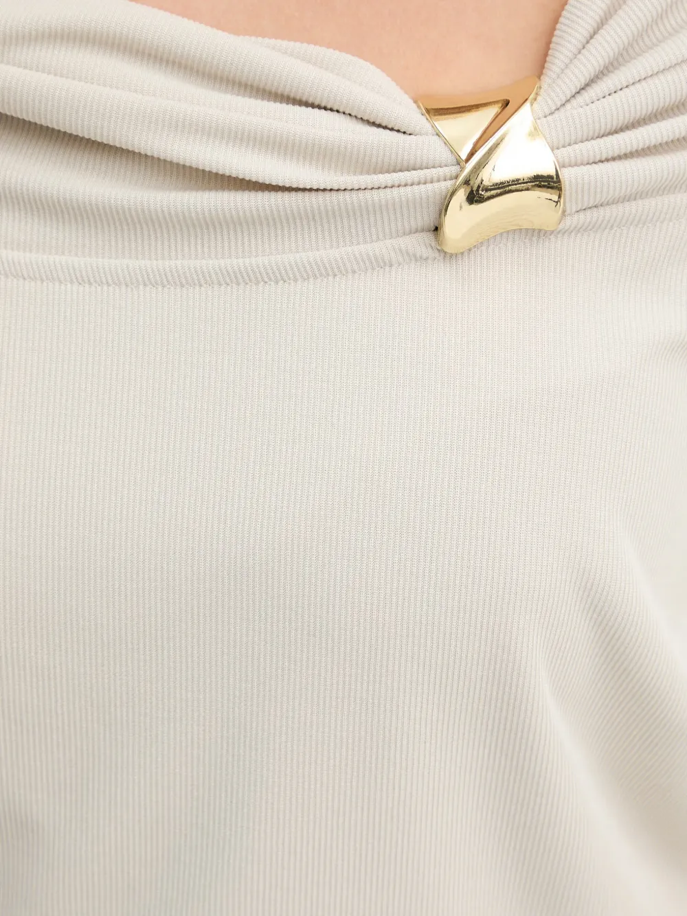 GUESS USA Off-shoulder blouse met hardware detail Beige