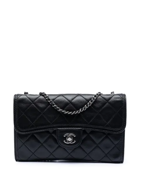 CHANEL Pre-Owned 2013-2014 ミディアム マトラッセ ラムスキン シチズン ジップフラップ ショルダーバッグ