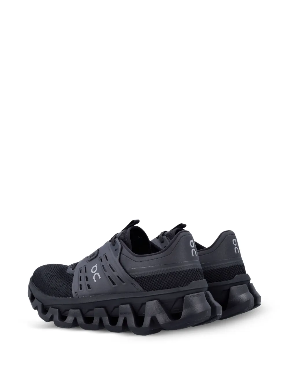 On Cloudswift Amp sneakers Zwart