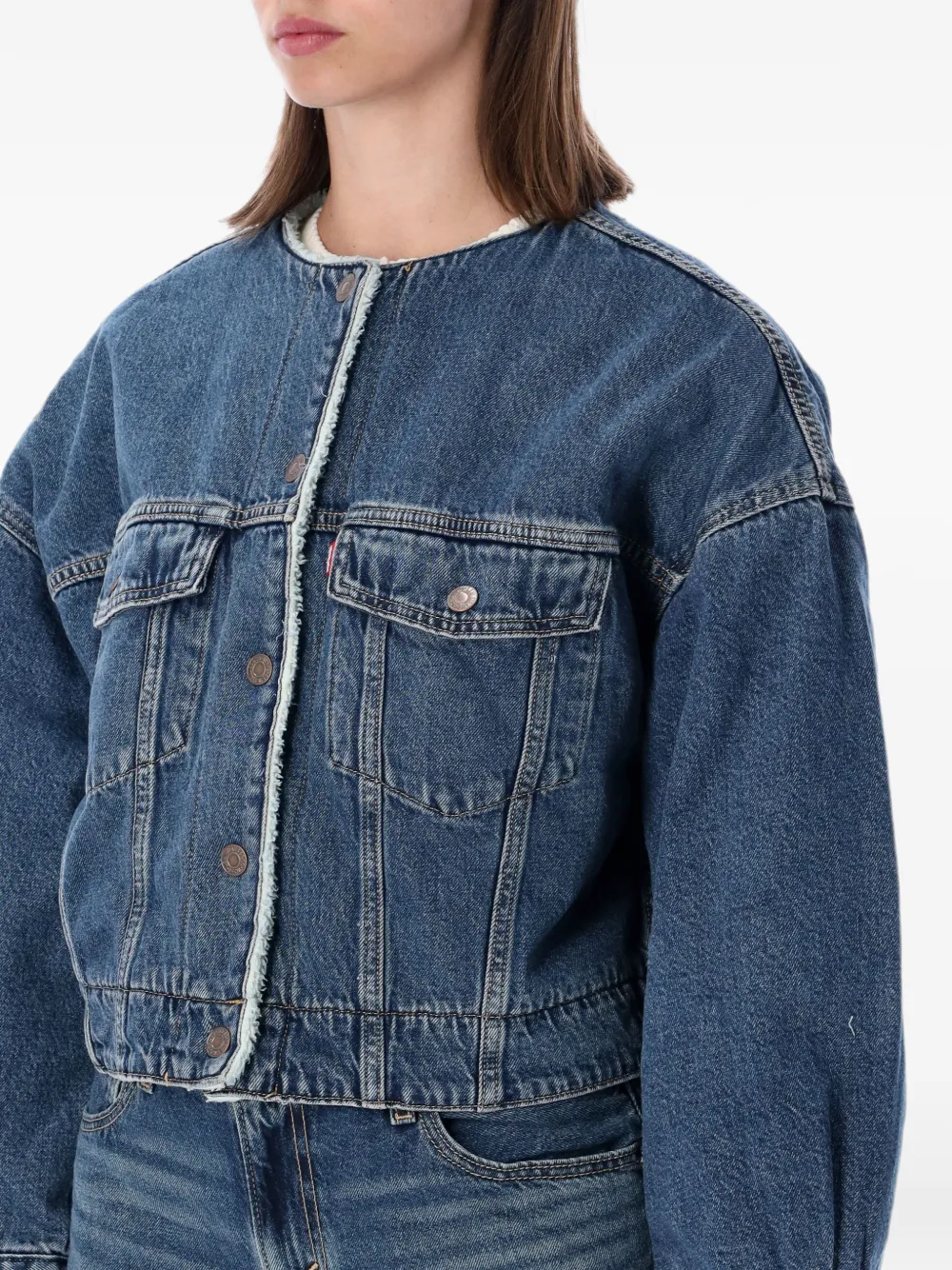 Levi's faux-shearling-trim cropped denim jacket Blauw