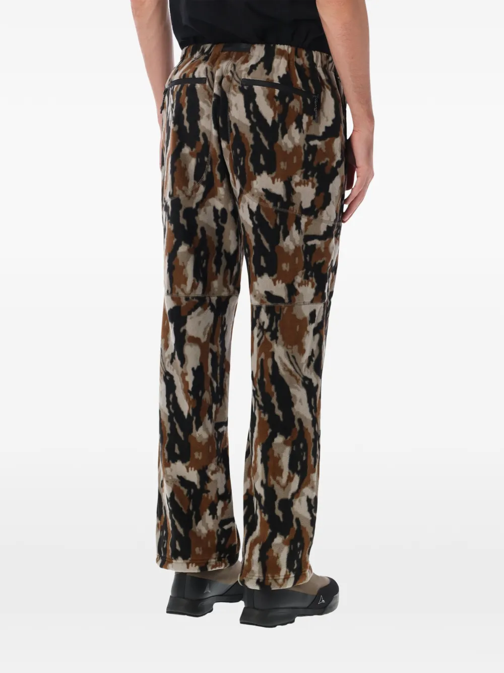 Gramicci camo-print thermal fleece trousers Beige