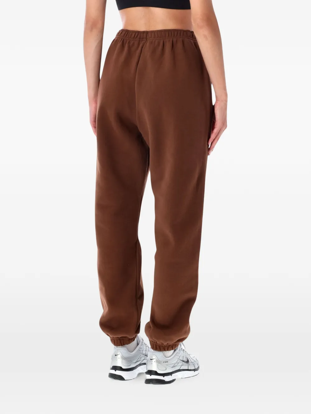 Nike Medium Studio Fleece high-waist oversized broek met omgeslagen pijpen Bruin