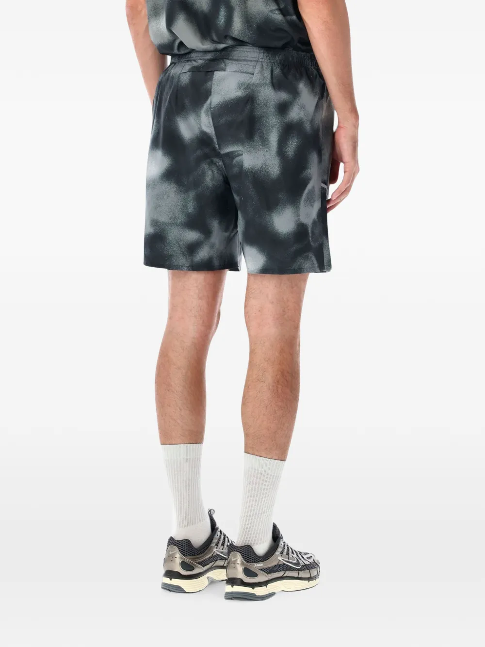 Nike Miler cloud-print drawstring shorts Zwart