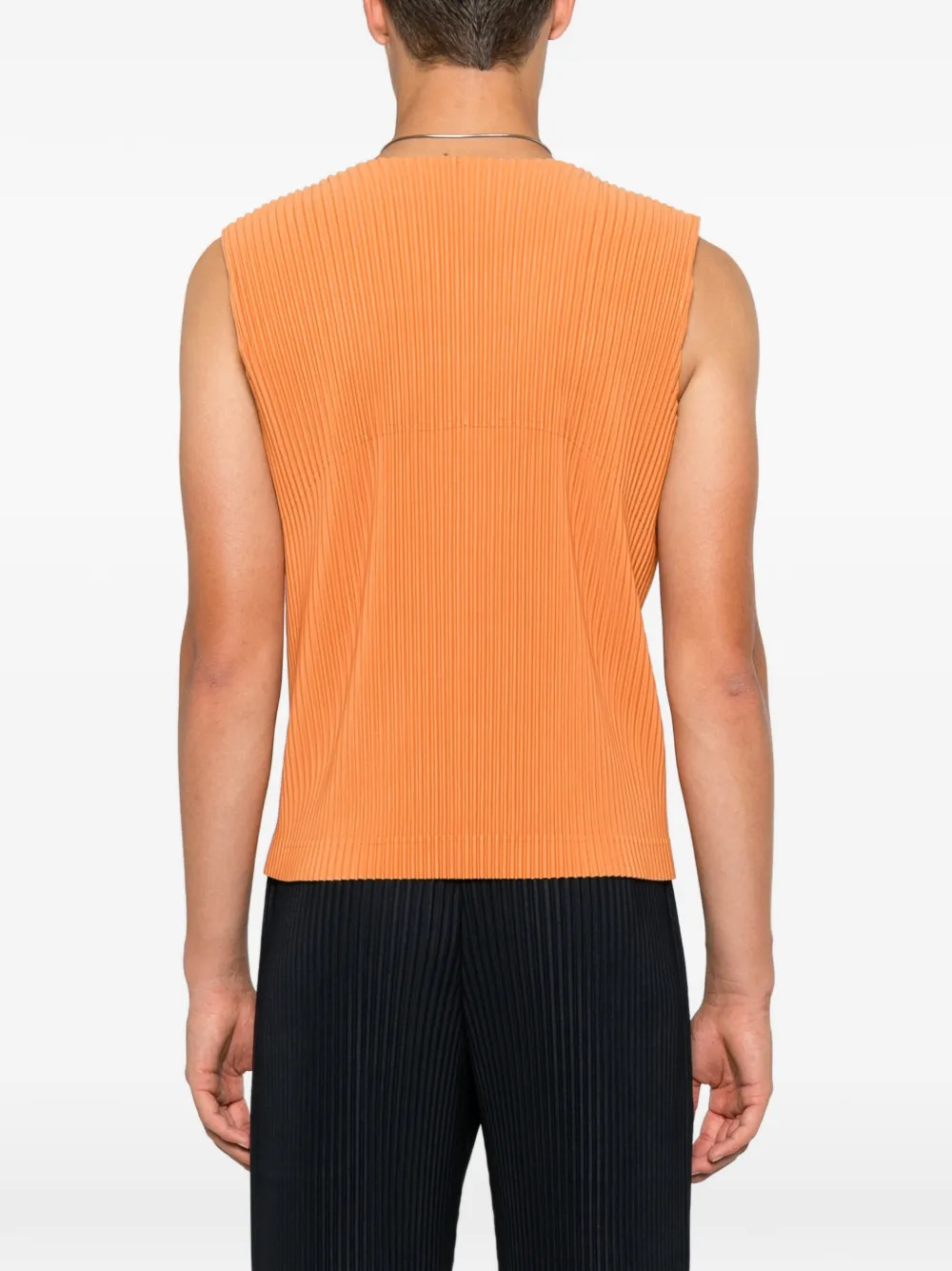 Homme Plissé Issey Miyake Trui met plissé-effect en V-hals Oranje