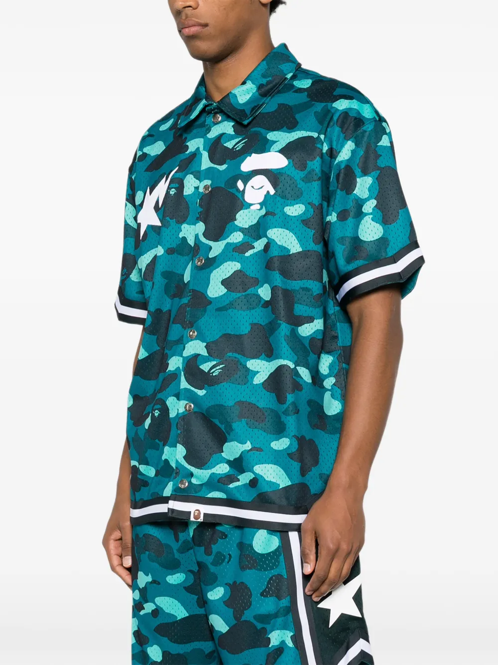 A BATHING APE Overhemd met logopatch en camouflageprint Groen