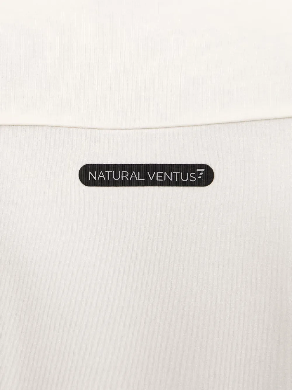 Ea7 Emporio Armani Dynamic Athlete T-shirt met logo-print Beige