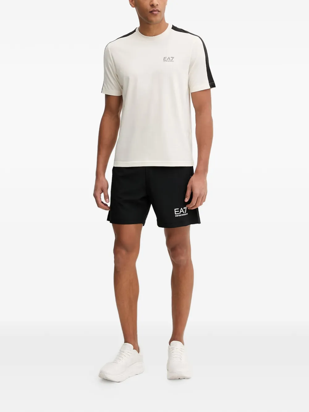 Ea7 Emporio Armani Dynamic Athlete T-shirt met logo-print Beige