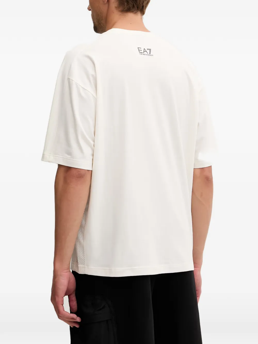 Ea7 Emporio Armani T-shirt met logopatch Beige