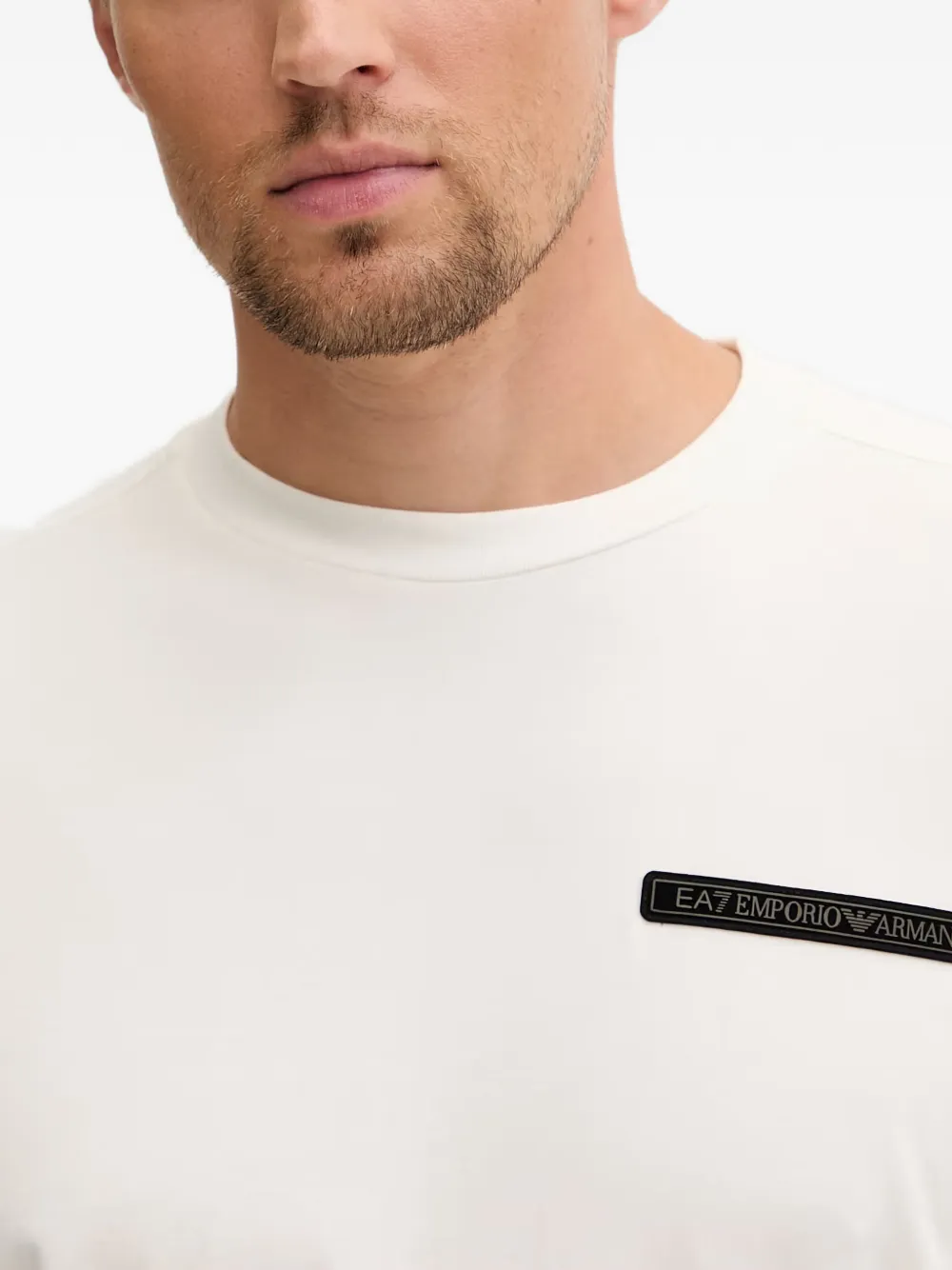 Ea7 Emporio Armani T-shirt met logopatch Beige