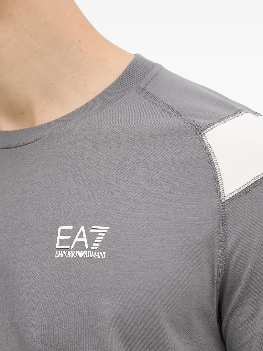 Ea7 Emporio Armani T-shirt met logoprint Grijs