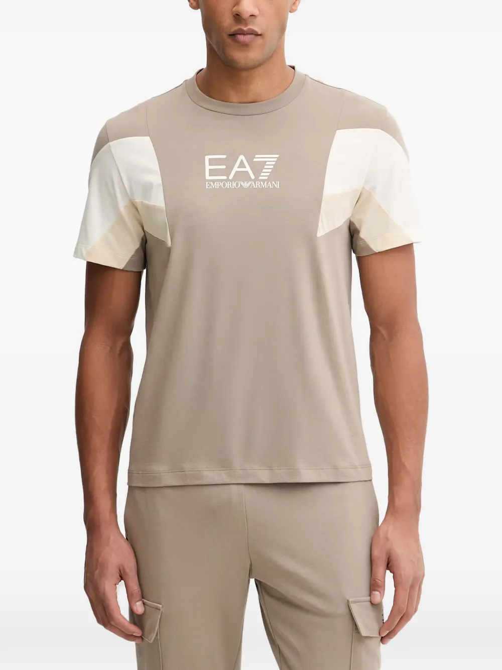 Ea7 Emporio Armani logo-print colour-block T-shirt - Toni neutri
