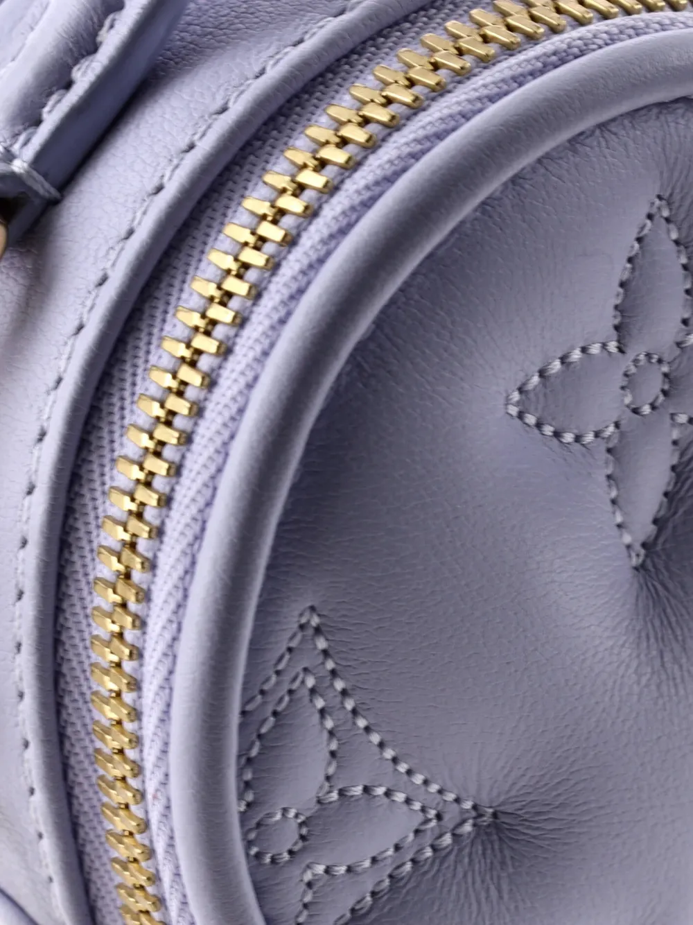 Louis Vuitton Pre-owned Pop My Heart Pouch Bag Bubblegram Leather Crossbody Bag in Purple, view 5