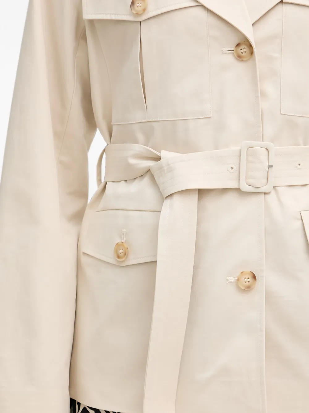 Gant Jack met vier zakken en ceintuur Beige