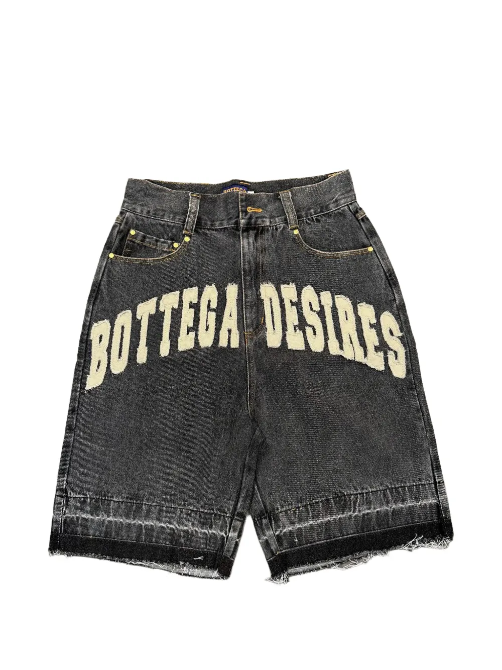 Bottega Desires logo-patch raw-cut shorts - Grigio