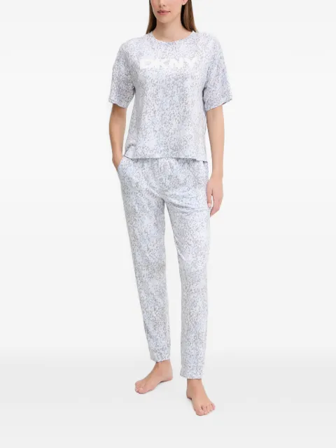 DKNY logo-print leopard-pattern pajamas