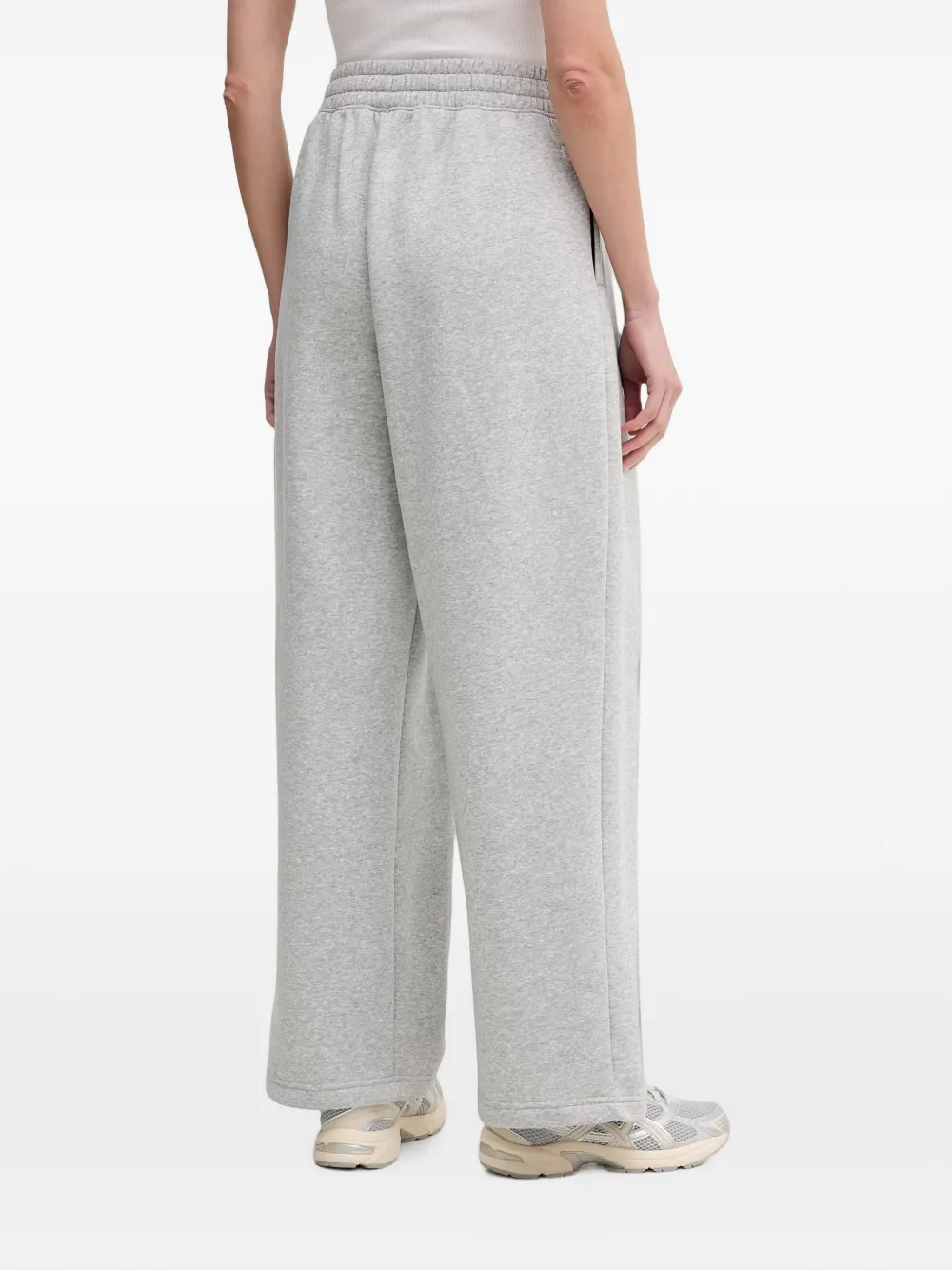Under Armour Rival Fleece Script geplooide trainingsbroek met wijde pijpen Grijs