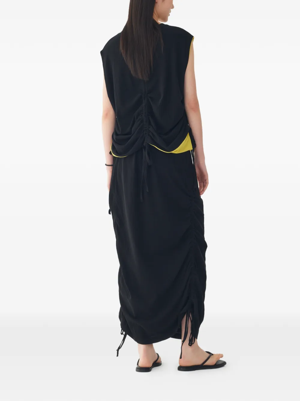 TOMBOY Mouwloze top met trekkoord Zwart