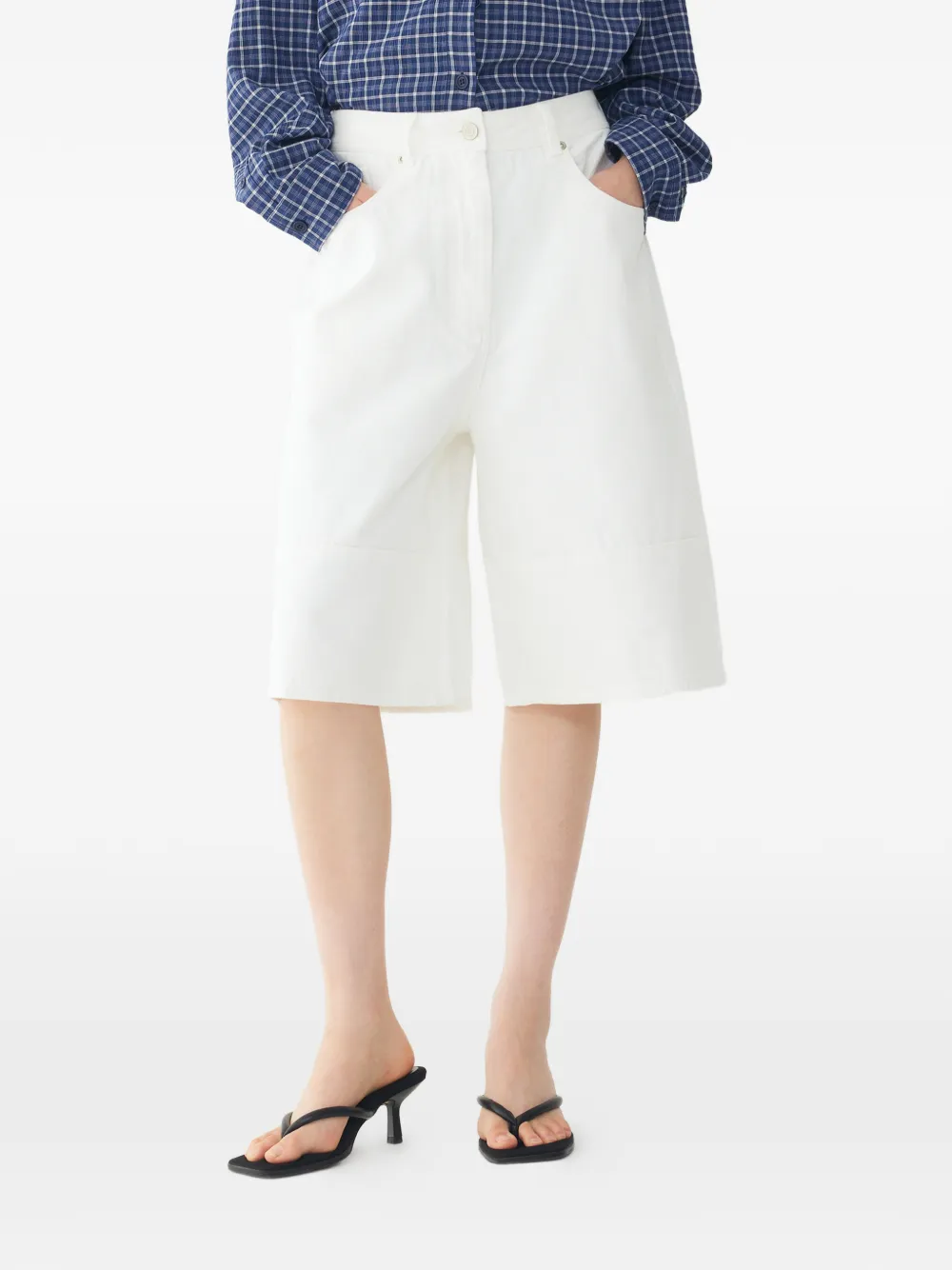 TOMBOY Ruimvallende denim shorts Wit