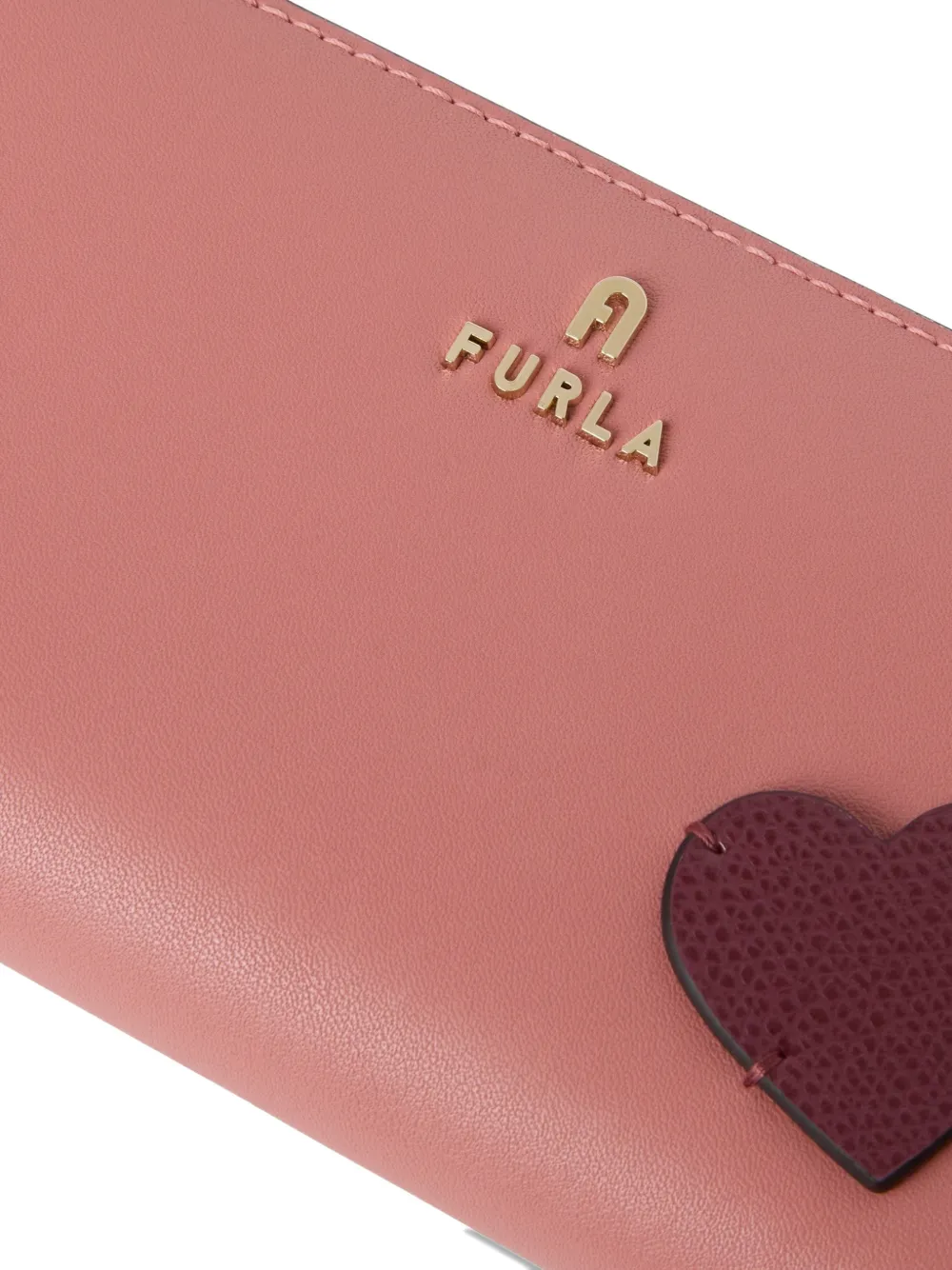 Furla Camelia grote portemonnee met hartpatch Roze