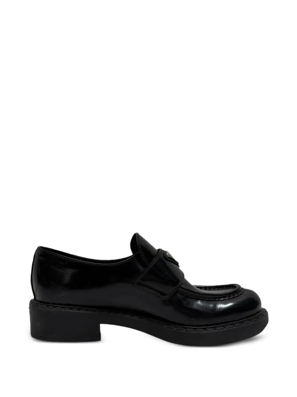 Prada Pre-Owned 2023 Brushed leather loafers - Nero