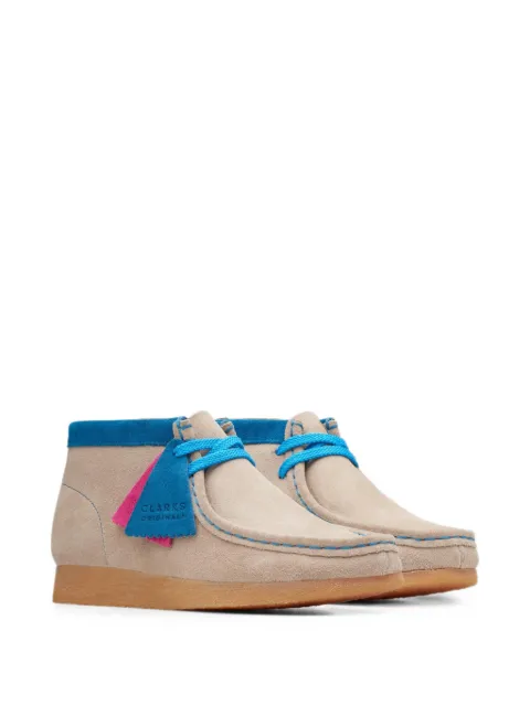 Clarks Kids 왈라비 스웨이드 앵클 부츠