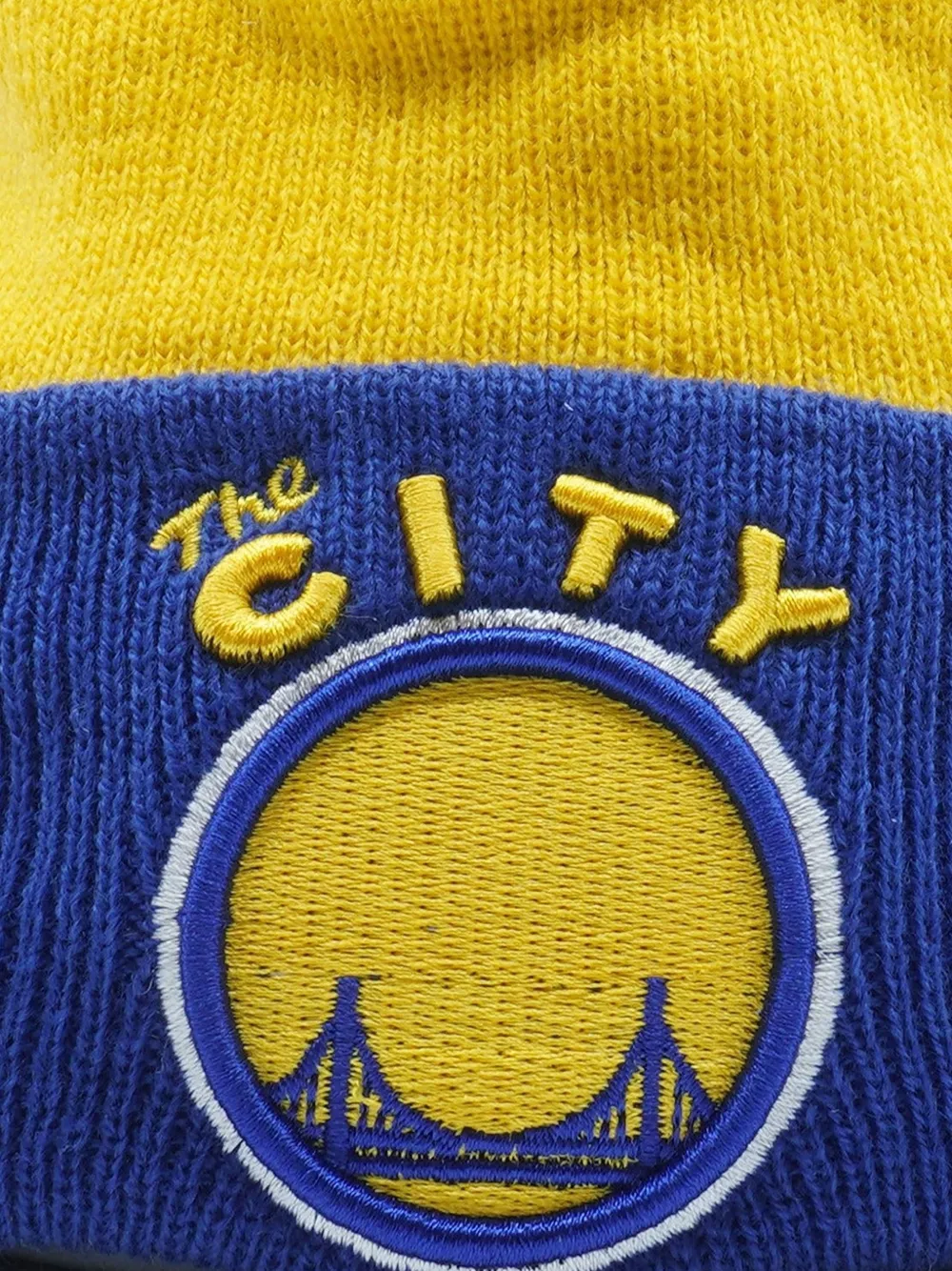 NEW ERA CAP Golden State Warriors muts met pompon Geel